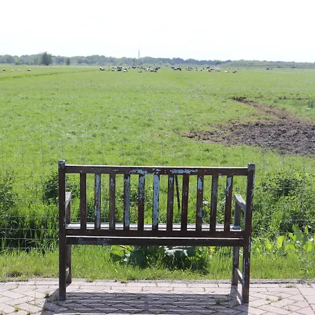 Campsite Recreatie Aan De Vecht, Hooibergje 2, Weesp